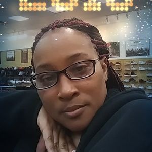 Meet your Posher, Candy